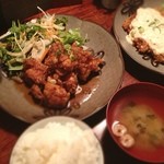 播鳥 - ランチの唐揚げ定食 800円
            ごはんが山盛りでお腹いっぱい！
