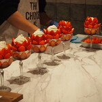 256nicom - 苺の木製造風景