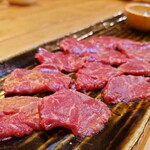 大衆酒場 YATSU the CAFE - 馬刺し