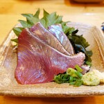 大衆酒場 YATSU the CAFE - 鮮魚の刺身 カツオ ※個々盛り