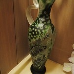 Kichisen - お手洗いにガレの花瓶