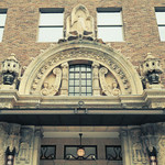 パリアッシュ - ダイビル本館の正面玄関。 '13 7月上旬