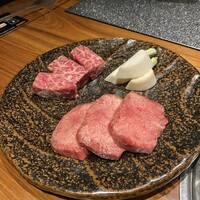 焼肉牛印 銀座店 - ハラミ、タン