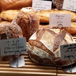 MISAKI BAKERY - バケットほか