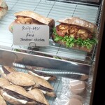 MISAKI BAKERY - タンドリーチキン