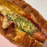 Pan Truebe - チーズウインナー（280円）
