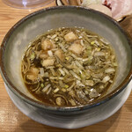 中華そば 笑歩 - 醤油のツケダレも美味しくスープ割後に完飲した。血圧に良くない。