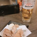 酒ノ蔵 - 鶏の唐揚げ/生ビール
