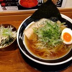 俺の中華たなか家 - 「淡口醤油らーめん」＆「まかない飯」着丼＼(^o^)／