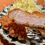 Atsugiri Tonkatsu Gyuu Katsu Yoshihei - とうもろこし豚の柔らかロース肉♫