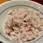 Atsugiri Tonkatsu Gyuu Katsu Yoshihei - 十穀米はおかわり自由〜♫