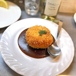 ゴメンネJIRO - ◯ ポテトコロッケ　480円　見た目も美しく