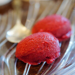 Bien - 櫻桃（さくらんぼ）の"冰酪（あいすくりん）"