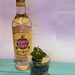 CUBAN SANDWICH & DELI AHINAMA - キューバ・モヒート♪ラム酒（ハバナクラブ3年）のソーダ割♪