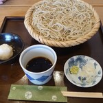 石碾蕎麦　おもだか - おろしそば(辛み大根)　1,000円