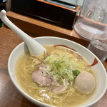 麺屋こうじろう - 鶏にぼし味玉塩ラーメン大盛り1,010円也