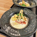 カニ蟹 crab noodle 三宮 - 