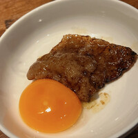 焼肉 うしみつ 恵比寿本店 - 栃木の金の卵でいただきます