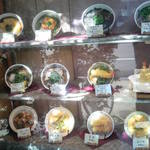 萩の茶屋 - 時代を感じる食品サンプル良いですね。