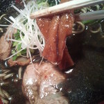 はぐるま - メンマは脇役。小松菜が歯応えがよく、ネギは2種類入ってます。