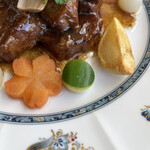 カフェ・ド・コトブキ - 周囲を彩る野菜