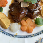 カフェ・ド・コトブキ - 周囲を彩る野菜