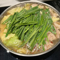 博多もつ鍋 やま中 博多店 - しょうゆ味　もつ鍋