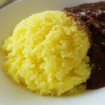 キッチン ブルー グローブ - サフランライス側、丸く盛られています