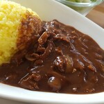 キッチン ブルー グローブ - ビーフデミカレーのアップ