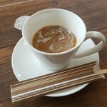 キッチン ブルー グローブ - ミルクを入れます