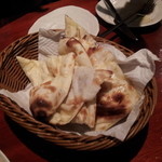 タンドールバル カマルプール - ナン