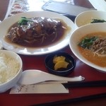 担担 - ランチ　柔らか煮定食（坦坦麺にグレードアップ）　辛さ2