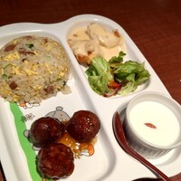 中国料理 青冥 大丸梅田店 - お子様セット　おもちゃ付き