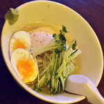 炭焼ホルモン専門店 べこぶた - ホロホロ鳥の冷麺（９００円）２０２３年３月