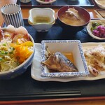 埼玉漁港 海鮮食堂 そうま水産 - 漁師の昼飯