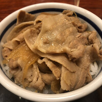 日本橋　本陣房 - 本日のまかない丼は、スタミナ豚丼