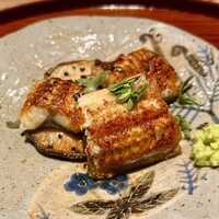 京味 もと井 - ■鰻の白焼き　平松椎茸　大徳寺納豆（塩漬けにした大豆）今まで食べた鰻の白焼の中で1番美味しかった♡