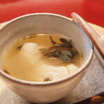 成生 - お魚の蒸しスープ
      発酵した高菜
      平目