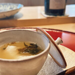 成生 - お魚の蒸しスープ
      発酵した高菜
      平目