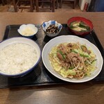 キッチン ことぶき - 豚肉野菜炒め定食