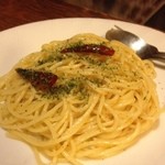 ダイニング禄 - ペペロンチーノ360円。