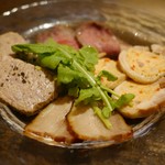 AC上石神井 - お肉屋さんの前菜盛り合わせ（1,100円）