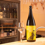 SAKE BAR FUJIYA - お酒の味や香りに合わせて、ワイングラスで提供します。
