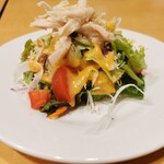 ガスト - 蒸し鶏のコブドレッシングサラダ