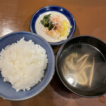 碧 - 締めのご飯とお吸い物に漬け物です。