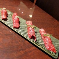 黒毛和牛焼肉 虎斑 北新地店 - 
