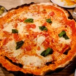 ローマピザとチーズのバル ConeYaki-048 - 吉田牧場カチョカヴァロチーズのマルゲリータ