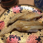 すし辰 ekie店 - 「煮あなご」（400圓）。