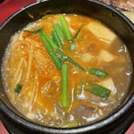 Shoutaien - スープは+600円でスンドゥブチゲに変更