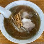 かつ平 - ラーメンしょうゆ味のアップ